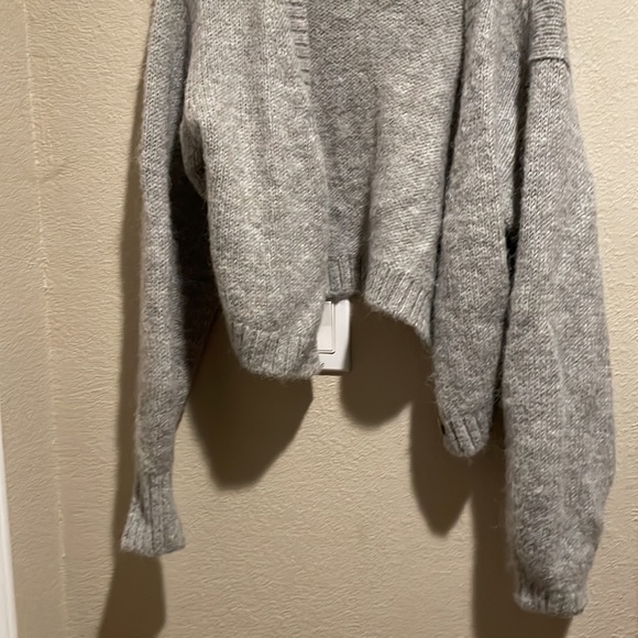 H&M wool/alpaca blend sweater - Picture 4 of 4